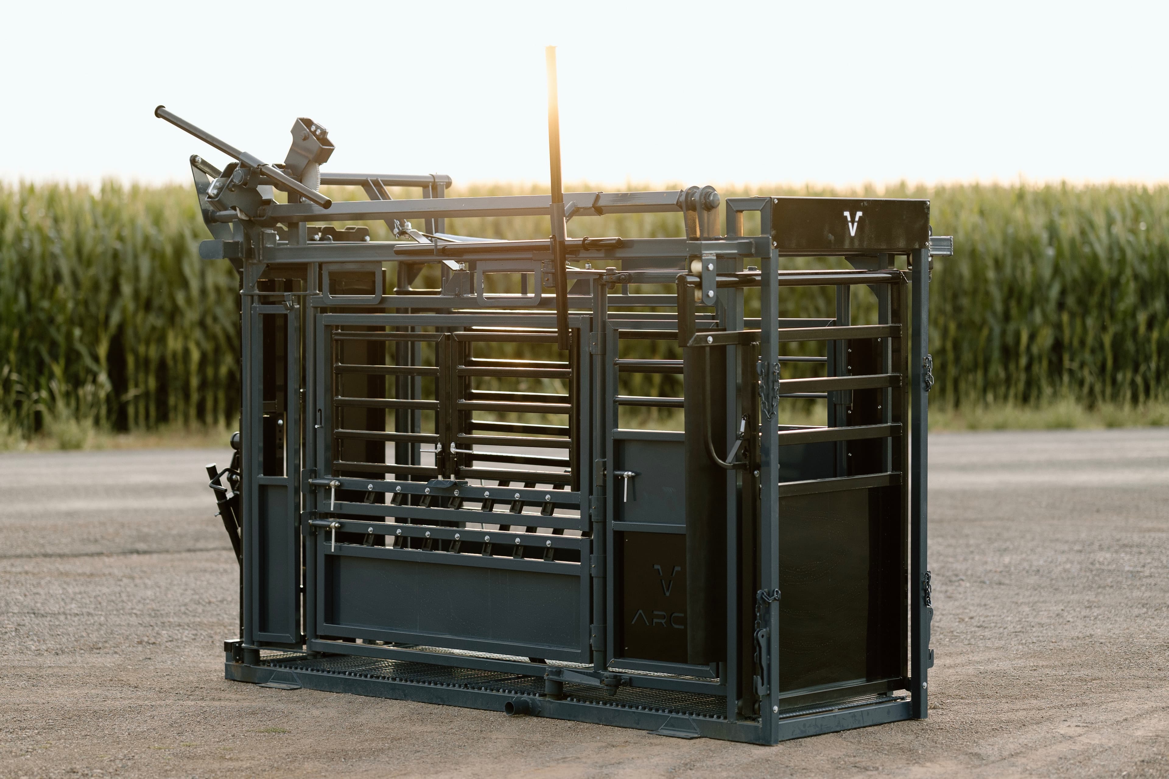 rhino_manual_chute_3
